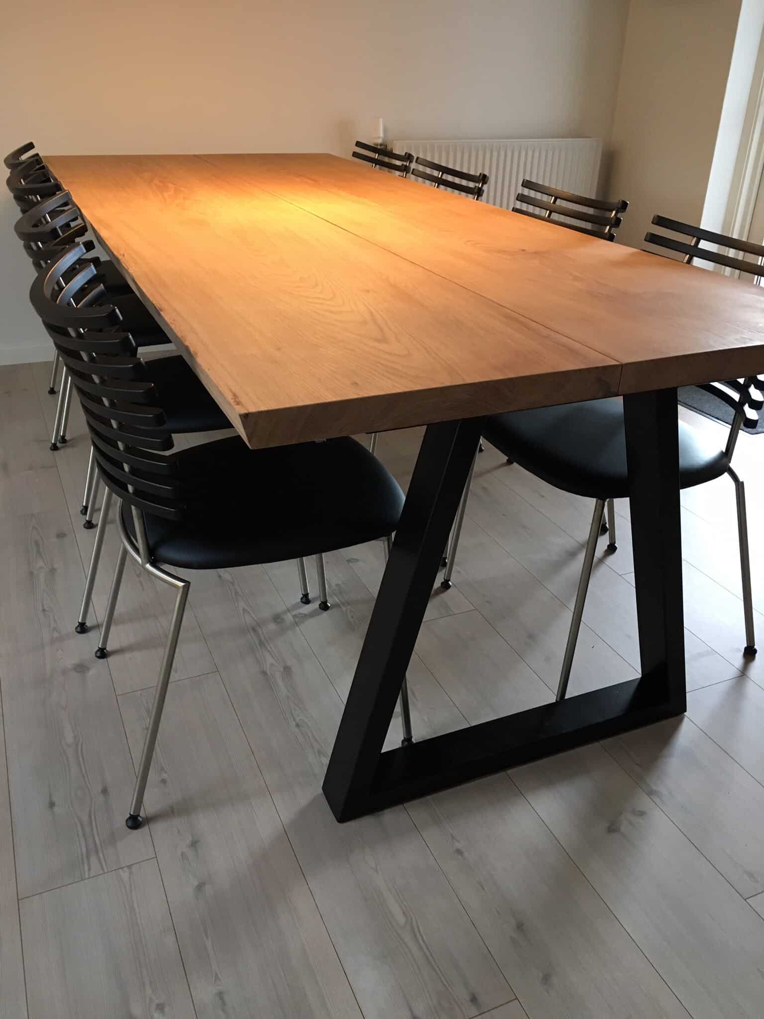 bombe etnisk Påstand Bordben - Trapez stel - Stilfuldt design - KØB HER - Planke-bord.dk