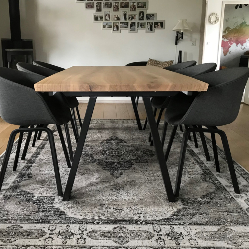 Eg - 2 planker - Sammenlimet - 95x200 cm - Rustik - Spejlede planker - Hvid olie - Natur kanter - 2 stk. tillægsplader á 50x95 cm
